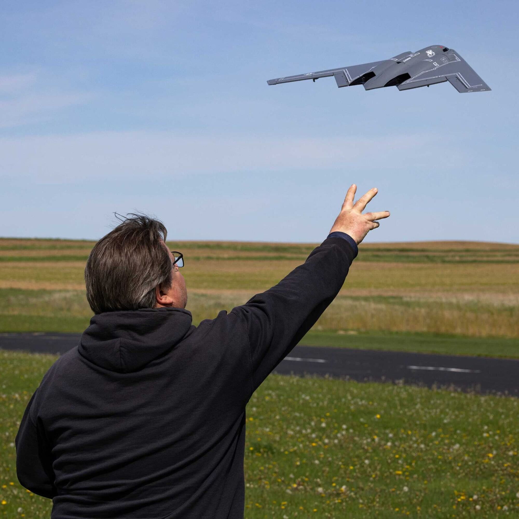 E-flite Micro B-2 Spirit Twin 30mm EDF Jet BNF Basic E-flite Micro B-2 Spirit Twin 30mm EDF Jet fuer Fortgeschrittene