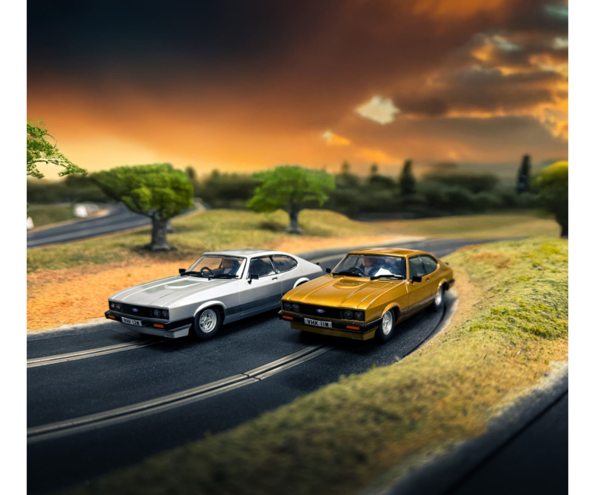 Scalextric 1_32 The Professionals Capri Twin Pack Slotcar