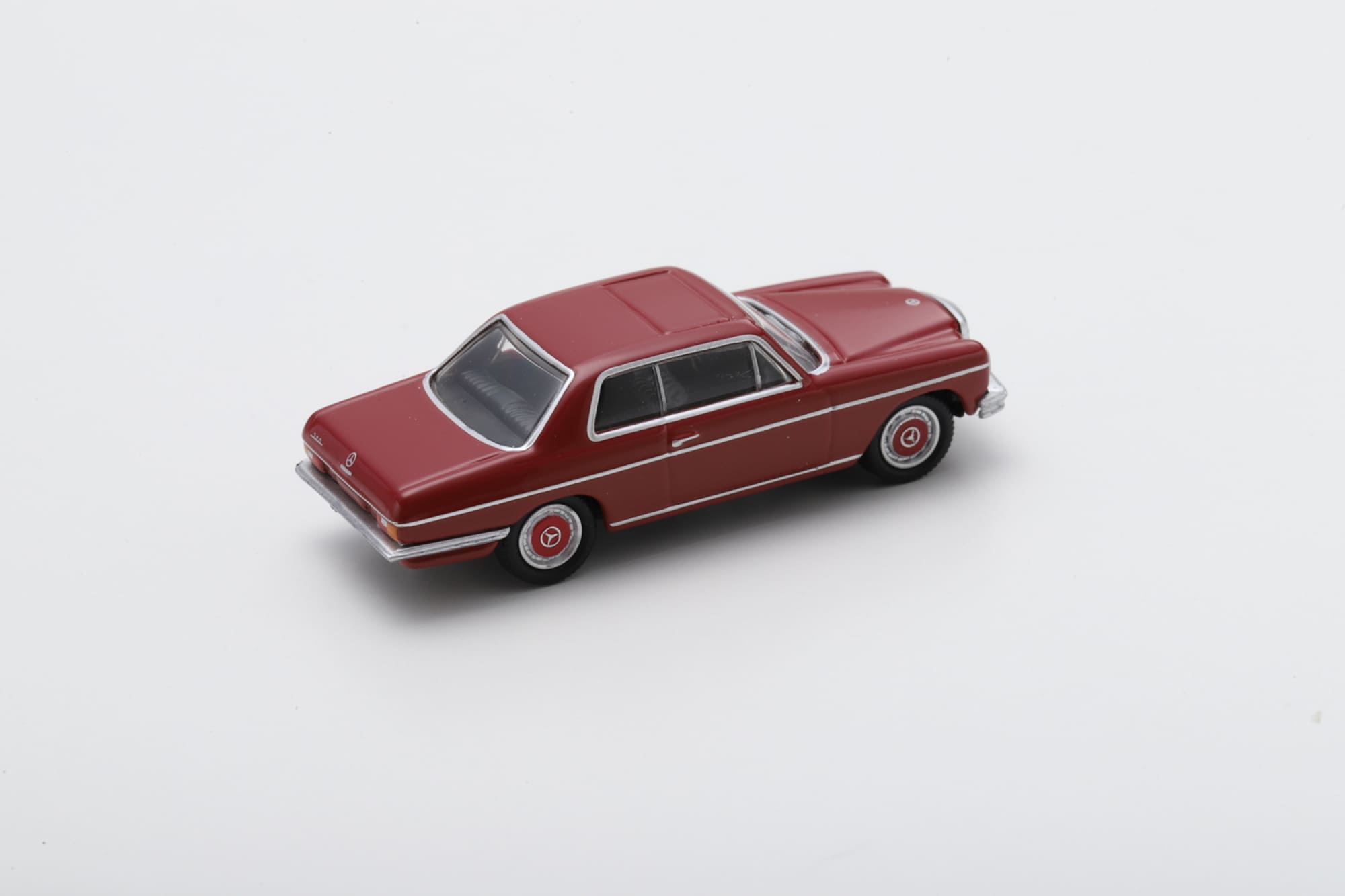 Schuco Mercedes-Benz Strich Acht Coupé W114 1_87 Sammlermodell