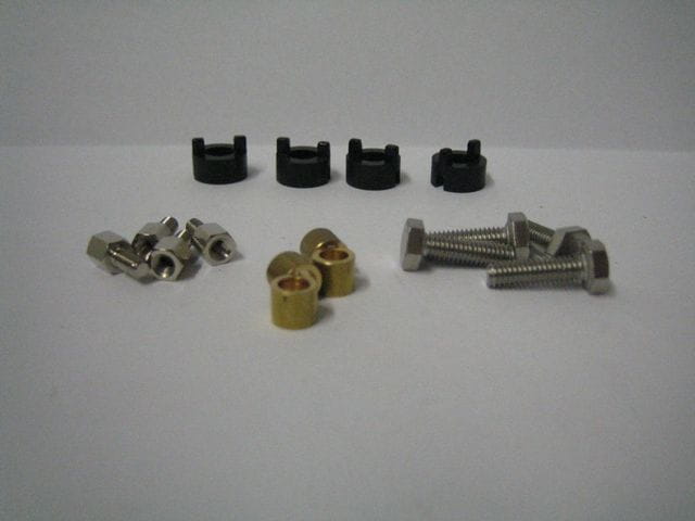 Wedico Spurverbreiterung für 2 HA Wedico Spurverbreiterung fuer 2 HA - RC-Zubehoer