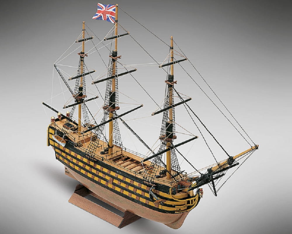 Mini Mamoli Schiff HMS Victory 1:325 Holz Bausatz
