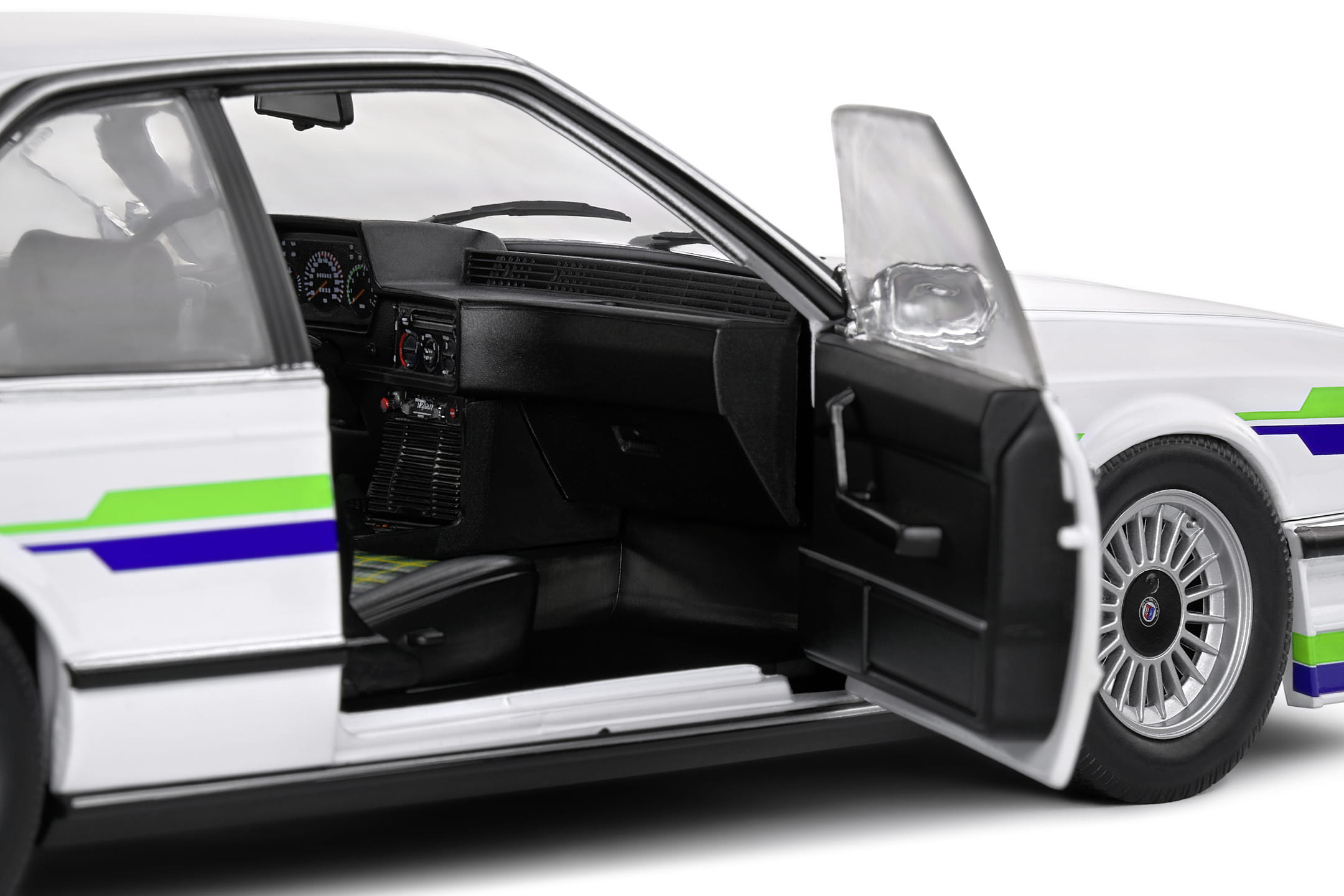 Solido Alpina B7 Turbo E24 1984 Weiss Standmodellauto im Massstab 1_18