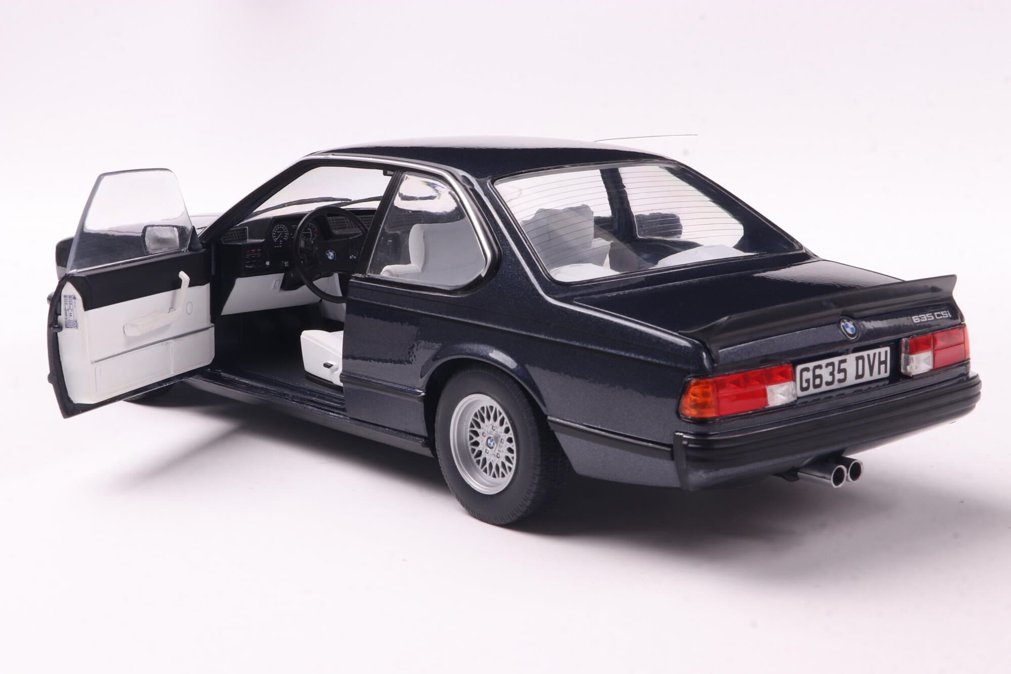 Solido 1_18 BMW 635 CSI _E24_ macau blau Modellauto - RC-Zubehoer