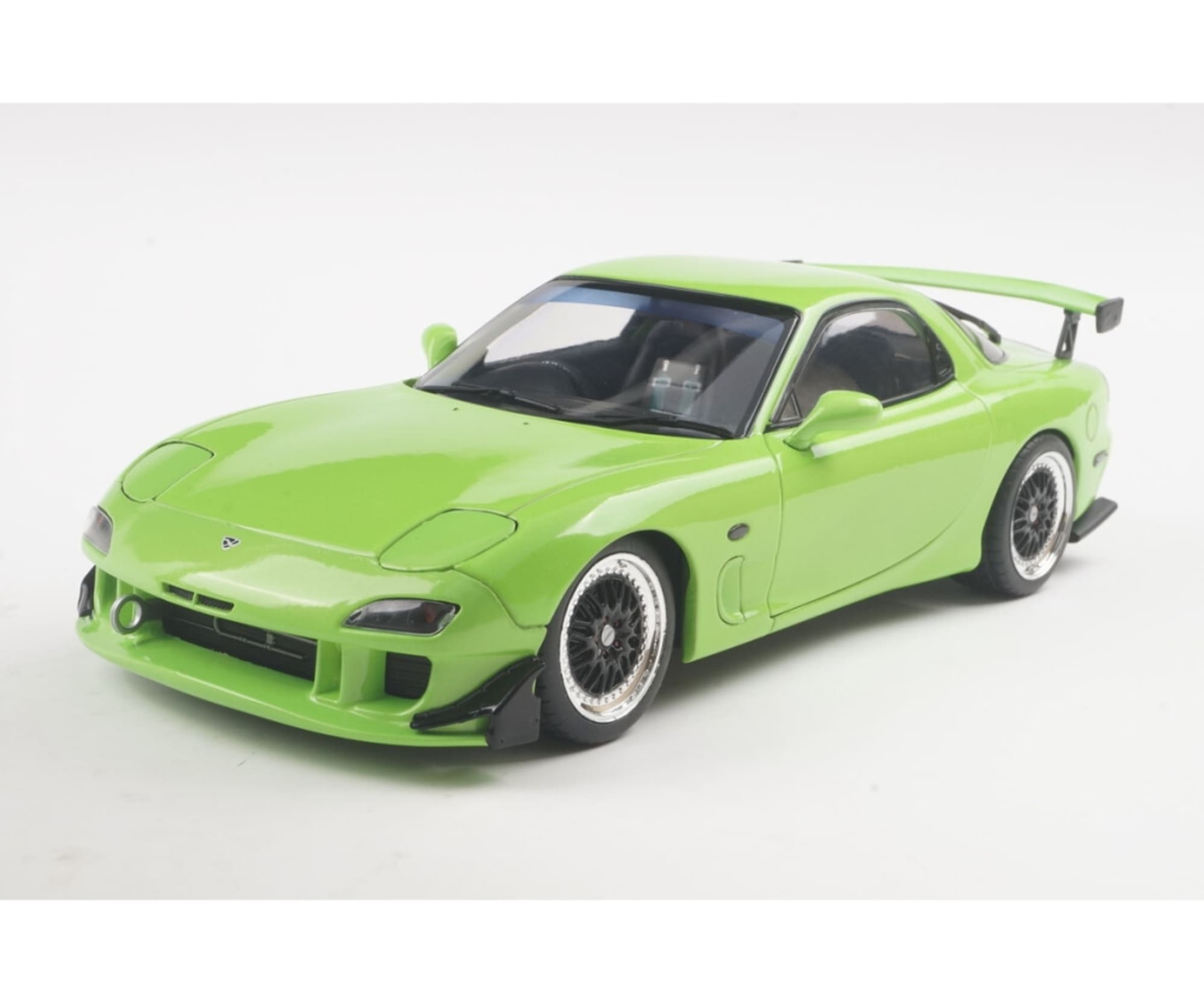 Solido 1_18 Mazda RX7 FD3RS neon gruen 1994 Standmodellauto