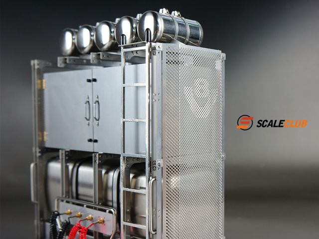 ScaleClub 1:14 Schwerlastturm V8 Scania Edelstahl mit Türen unlackiert