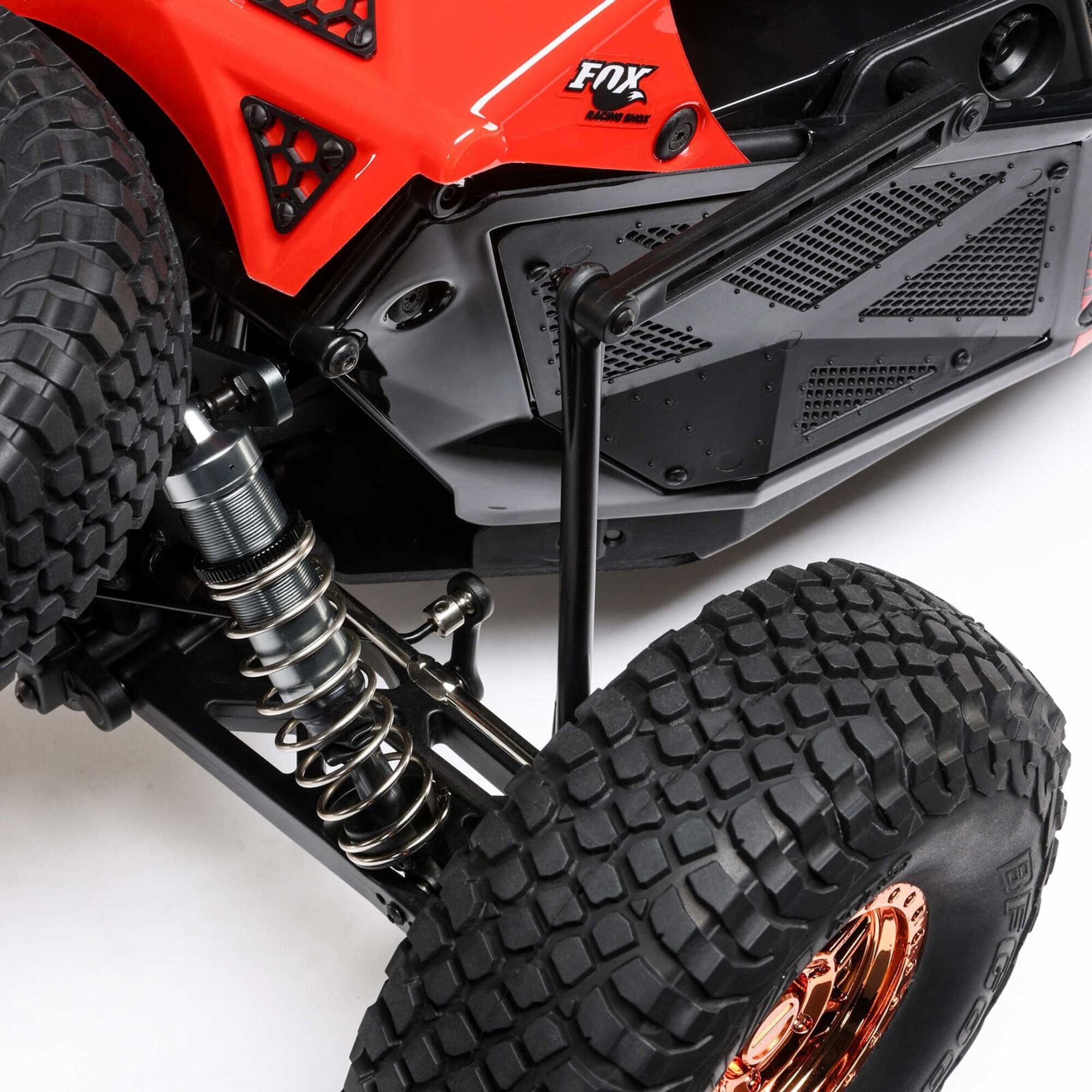 Losi 8IGHT-X 4X4 Super Lasernut 1_6 Scale Buggy RTR auf Offroad-Strecke