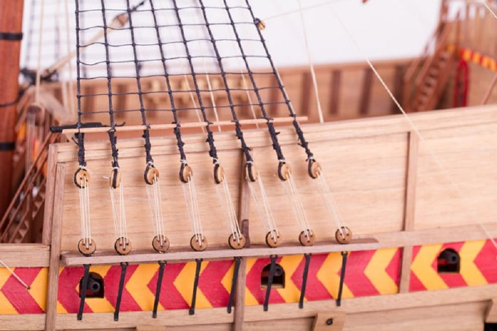 Krick Dusek Flagg - Schiff San Martin 16 Jh. 1:72 Holz Baukasten