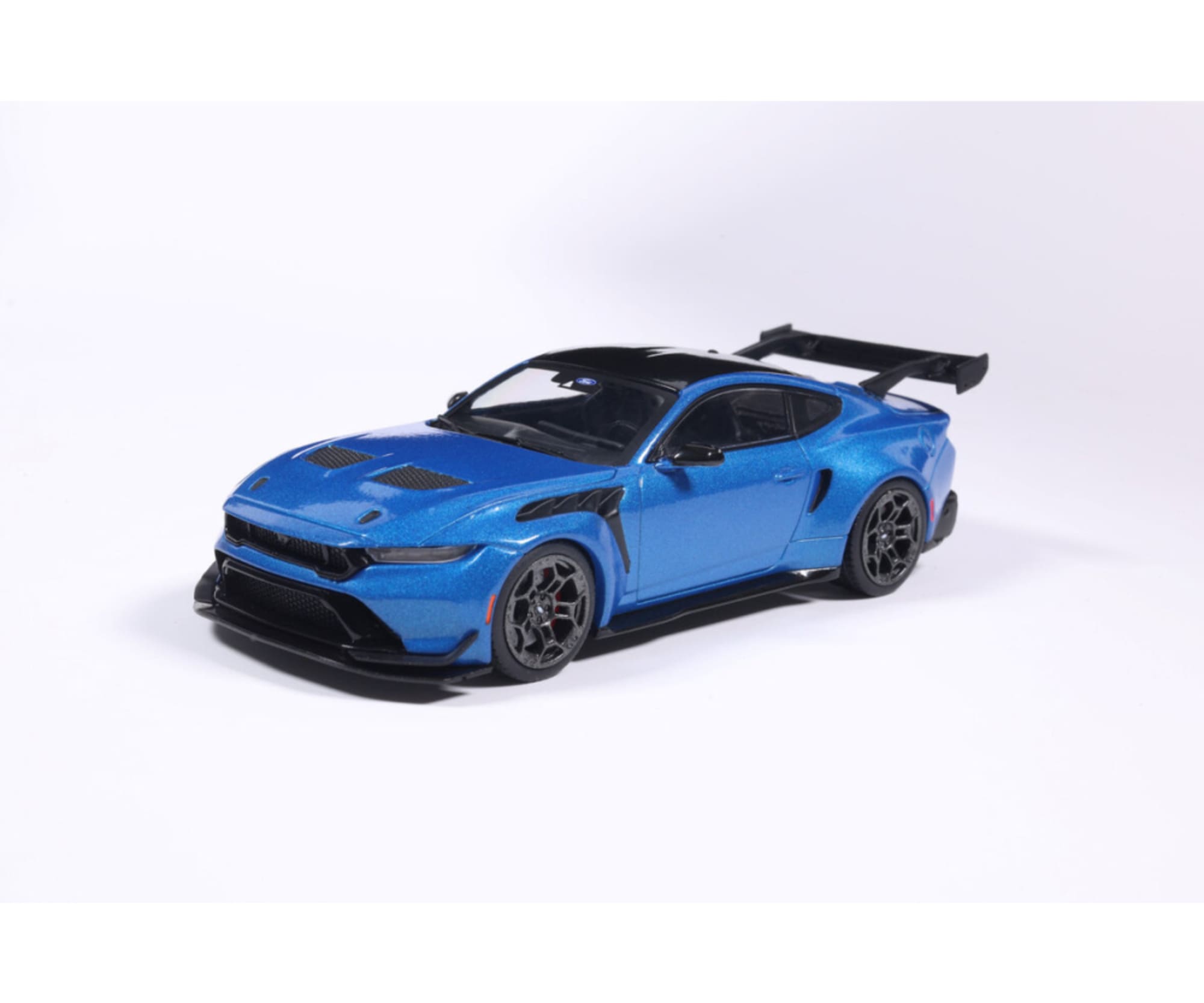 Solido 1_43 Ford Mustang GTD Indulgent blau