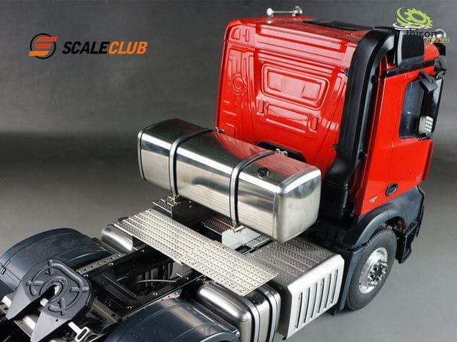ScaleClub 1:14 Tank zur Montage hinter dem Fahrerhaus mit Akkubox