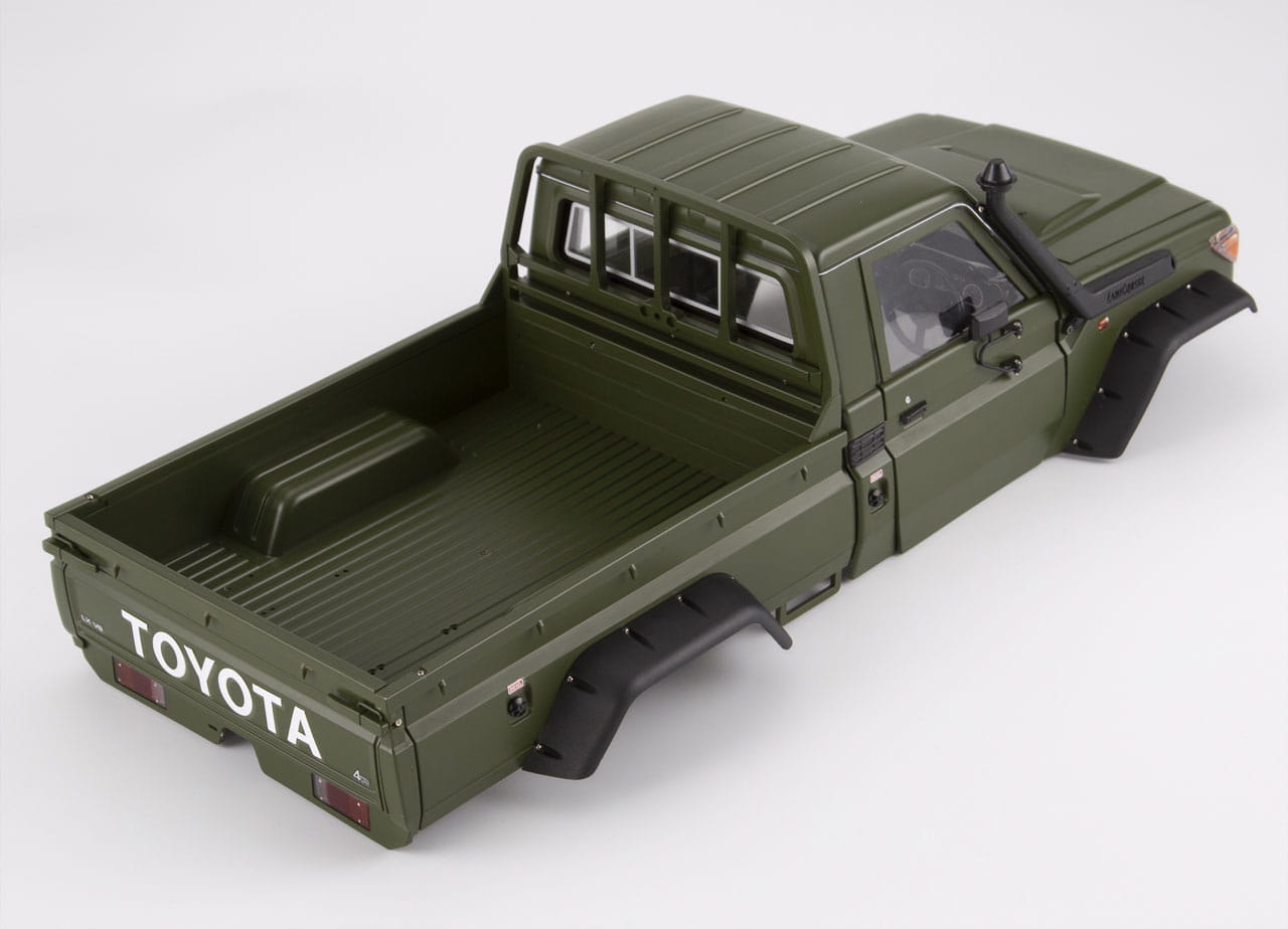 Killerbody Toyota Land Cruiser 70 Bausatz Military Grün lackiert für TR
