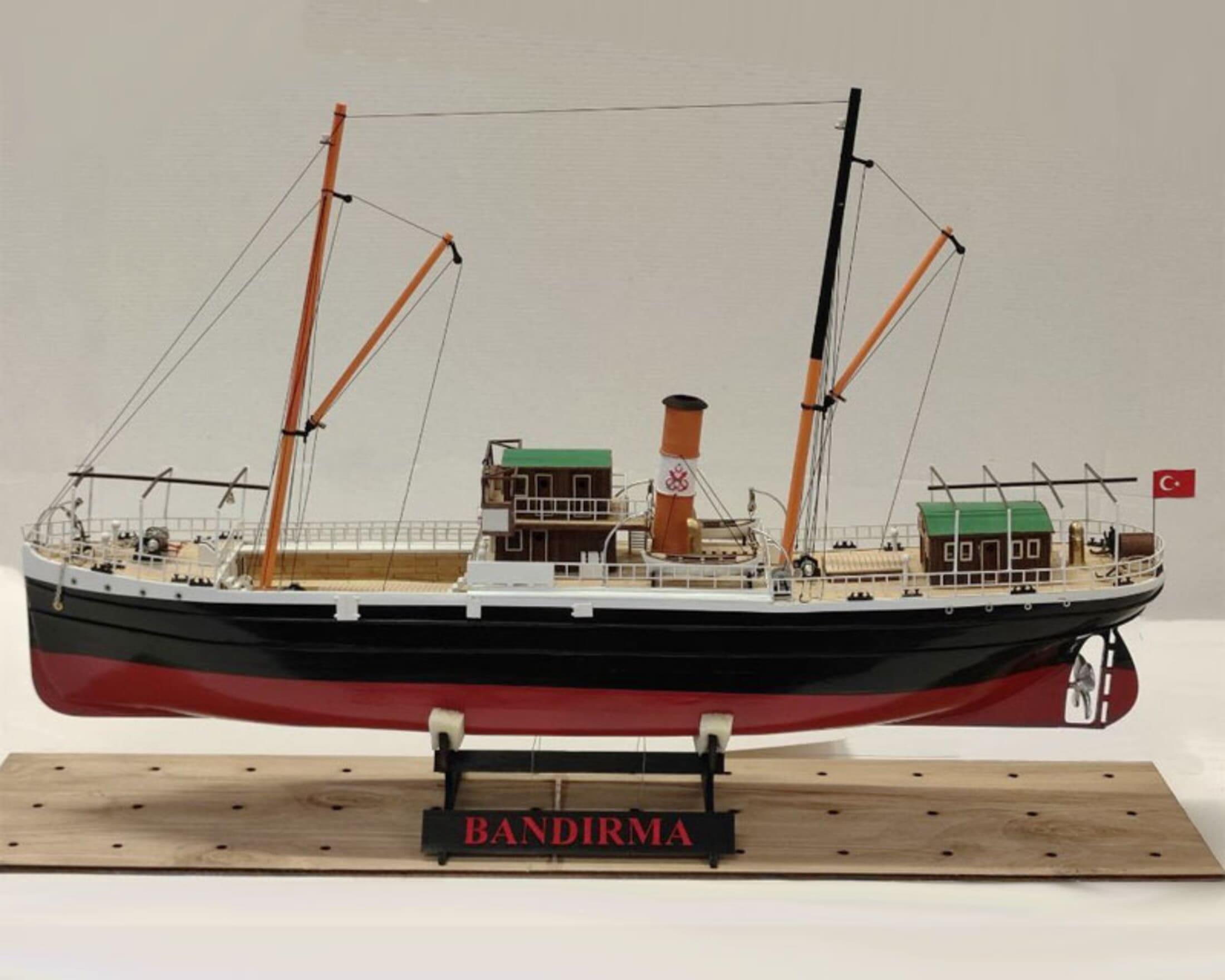 Tuerkmodel RC Schiff Panderma Frachter 1-87 Holzbausatz krick-tuerkmodell-panderma-frachter-holz-bausatz