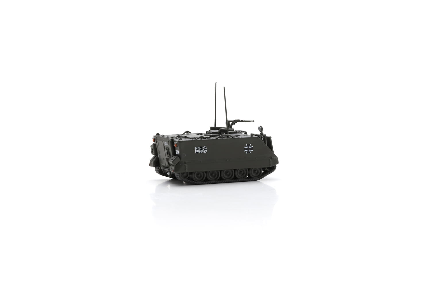 Schuco Bundeswehr Mannschaftstransportwagen M113 Olivgruen 1_87 Sammlermodell