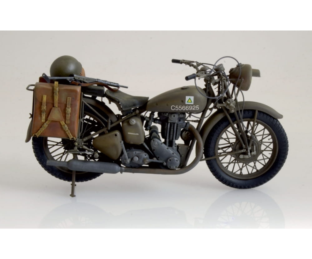 Italeri 1:9 Triumph Motorrad Plastik Modellbau Bausatz Italeri 1:9 Triumph Motorrad Plastik Modellbau Bausatz