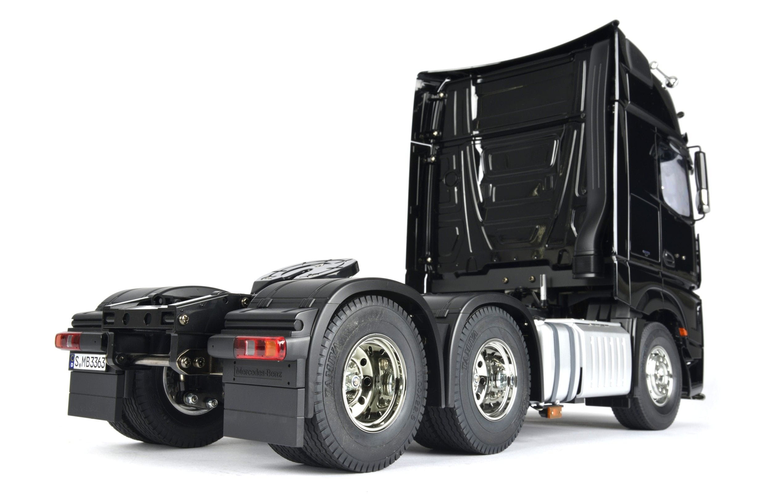 Tamiya RC Truck MB Actros 3363 6x4 GigaSpace 1:14 Bausatz