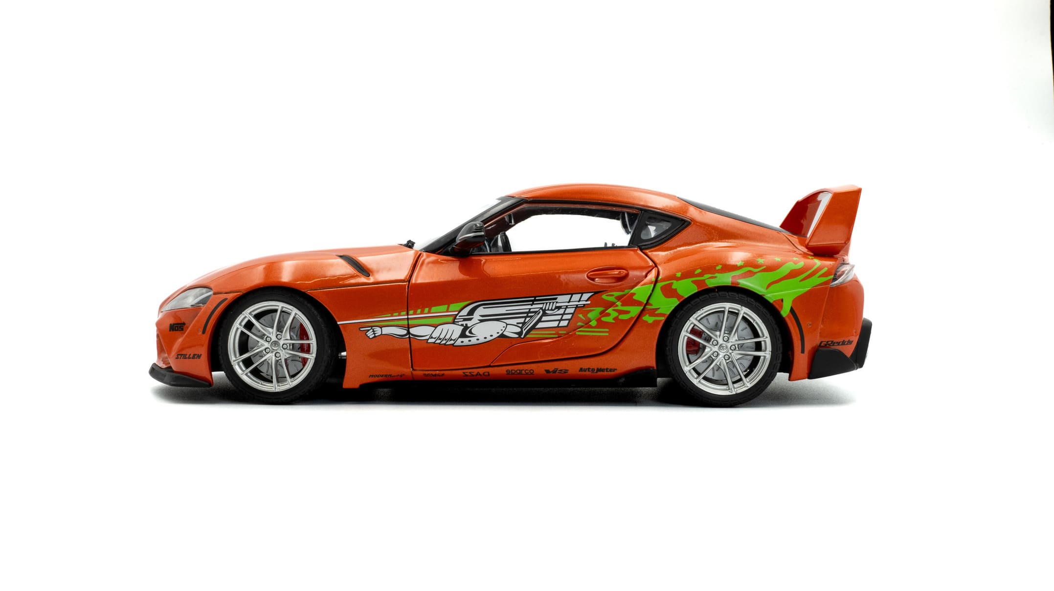 Toyota GR Supra Tribute 1_18 Modellauto in orange - Detailgetreue Nachbildung