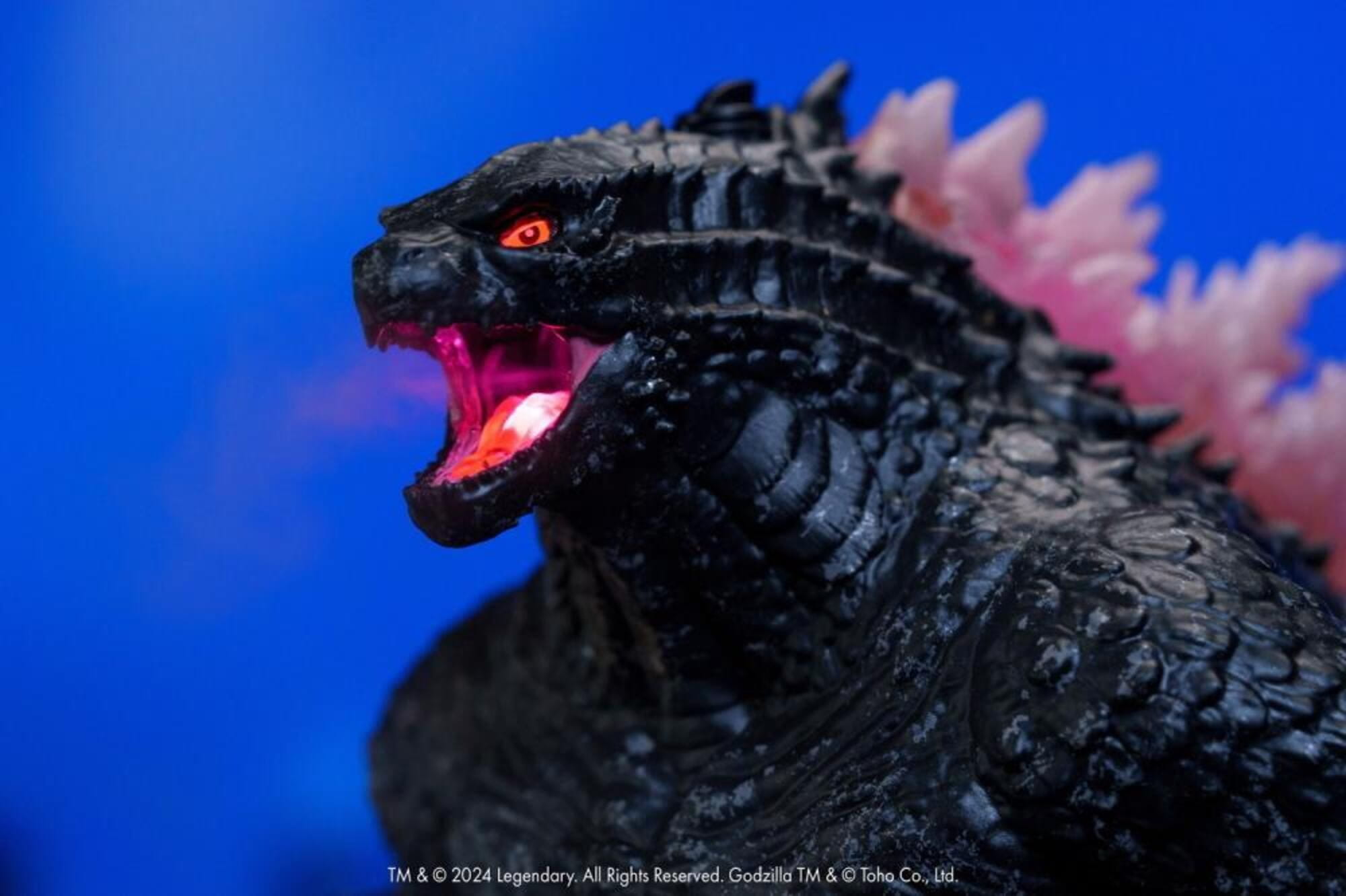 Jada Toys Godzilla Heat-Ray Breath RC Figur 63 cm mit Wasserdampf-Effekt
