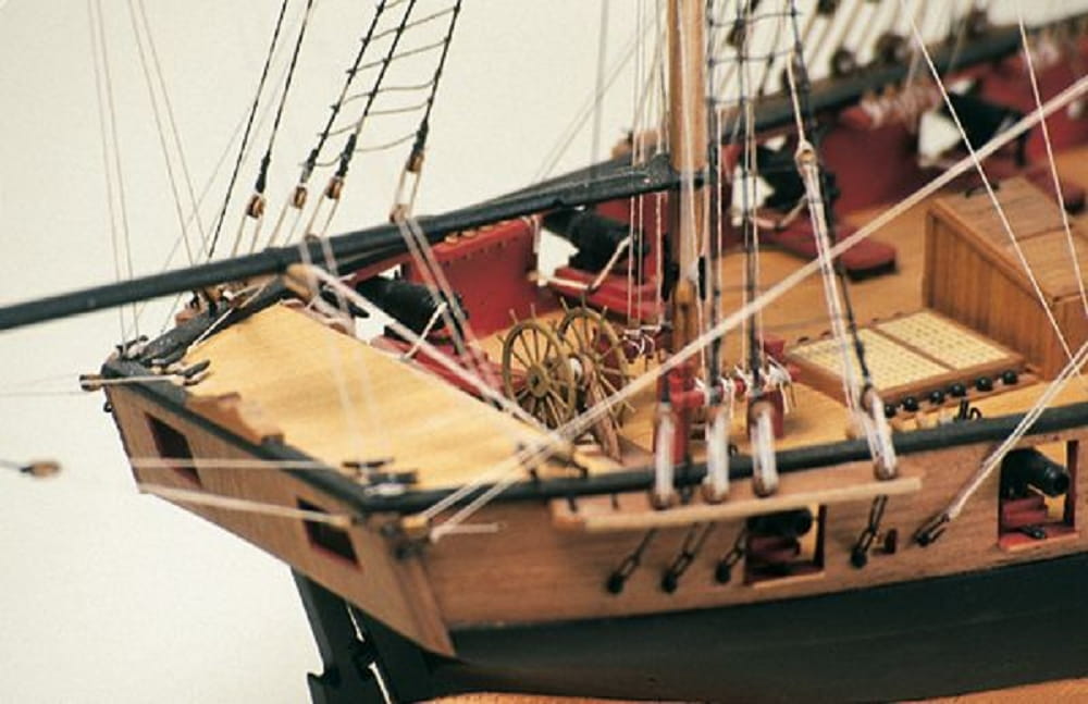 Krick Snake HMS Holzschiff Standmodell Baukasten