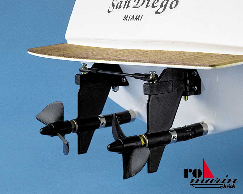 San Diego Mega Yacht Bausatz im Massstab 1_25 mit eleganter Optik