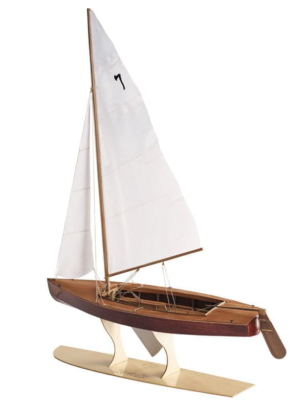 Krick Yacht Pirat Segeljolle 1:10 Holz Bausatz