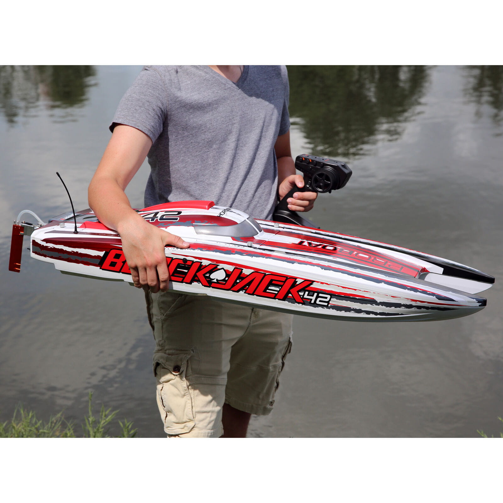 Pro Boat Blackjack 42 8S Katamaran mit Spektrum Motor