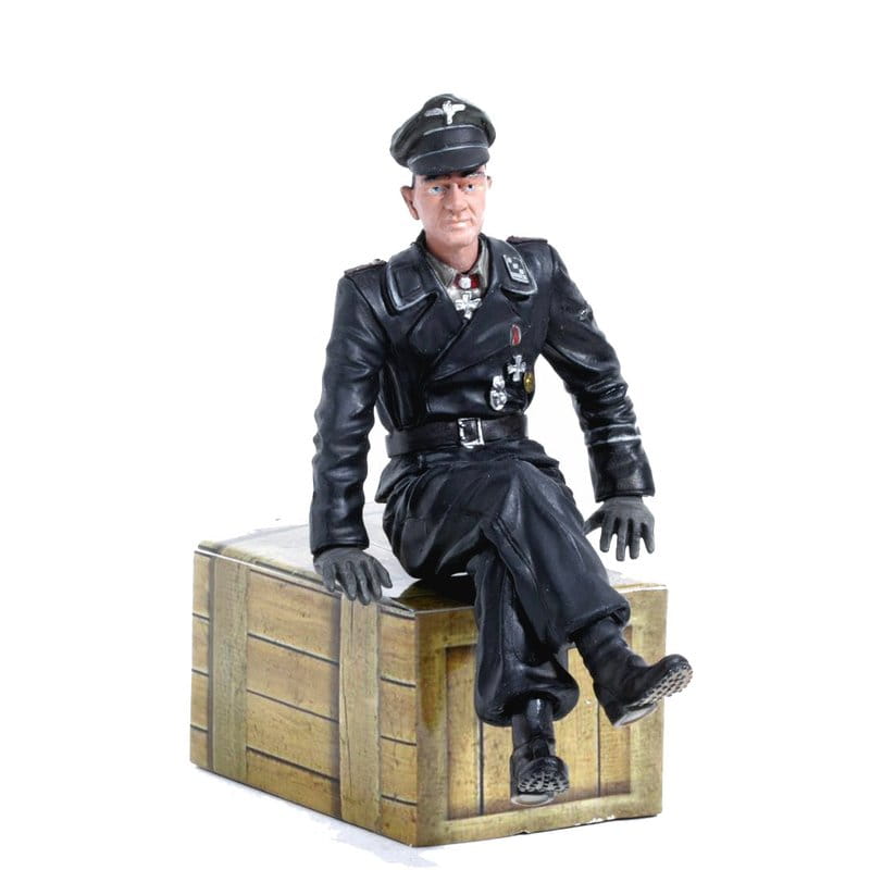 Torro 1/16 Figuren Serie Figur "Michael Wittmann" Hauptsturmführer sitzend