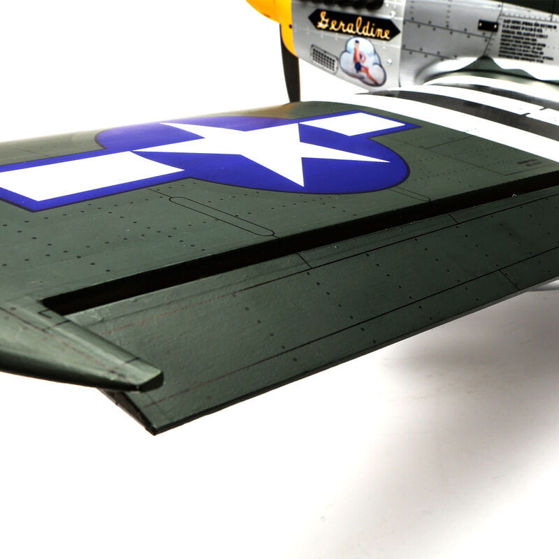 Hangar 9 P-51D Mustang 20cc ARF 69.5_ - RC-Zubehoer