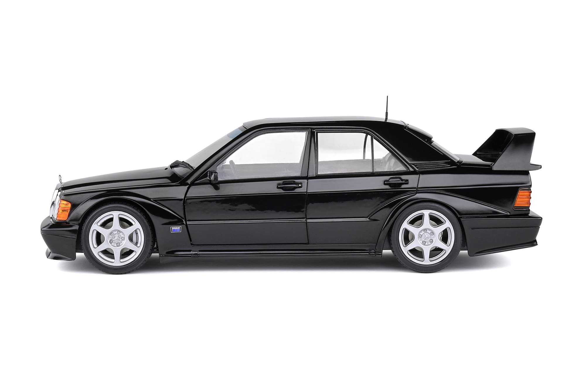 Solido Mercedes-Benz 190E Evo 2 Schwarz Standmodellauto im Massstab 1_18