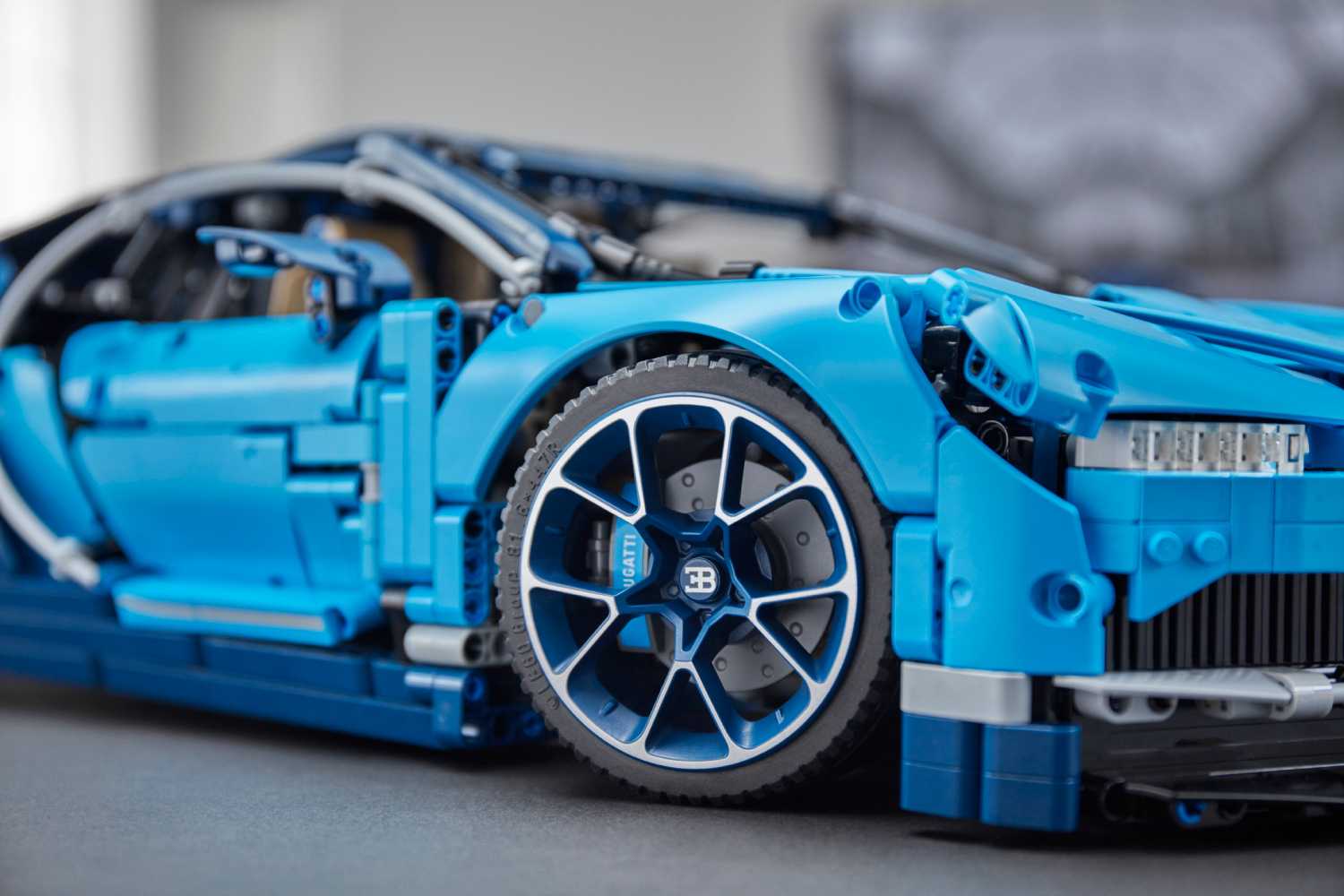 LEGO Technic Bugatti Chiron LEGO Technic Bugatti Chiron