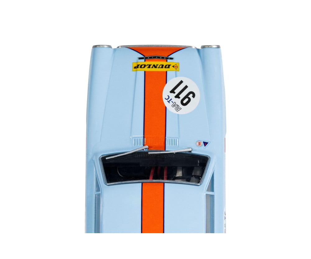 Scalextric 1_32 Ford Lotus Cortina Gulf Edition Slotcar