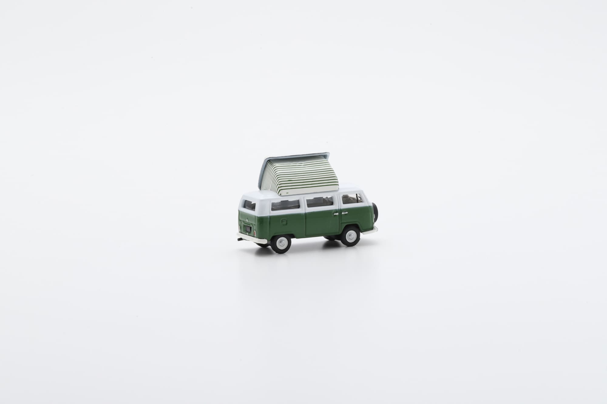 Schuco Volkswagen VW T2 Campingbus 1_87 Sammlermodell