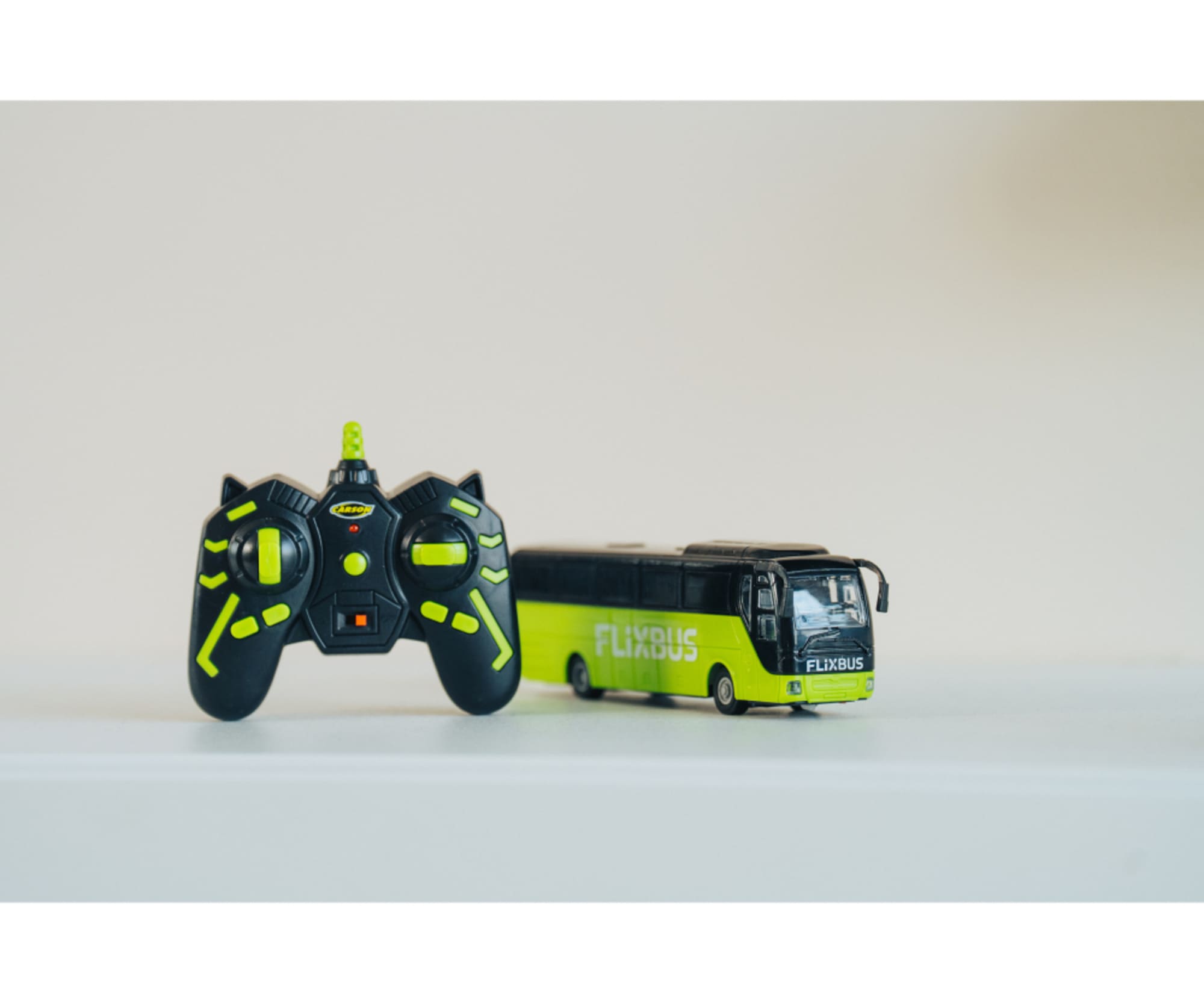 Carson 1_64 Flixbus 2.4GHz 100% RTR - RC-Zubehoer