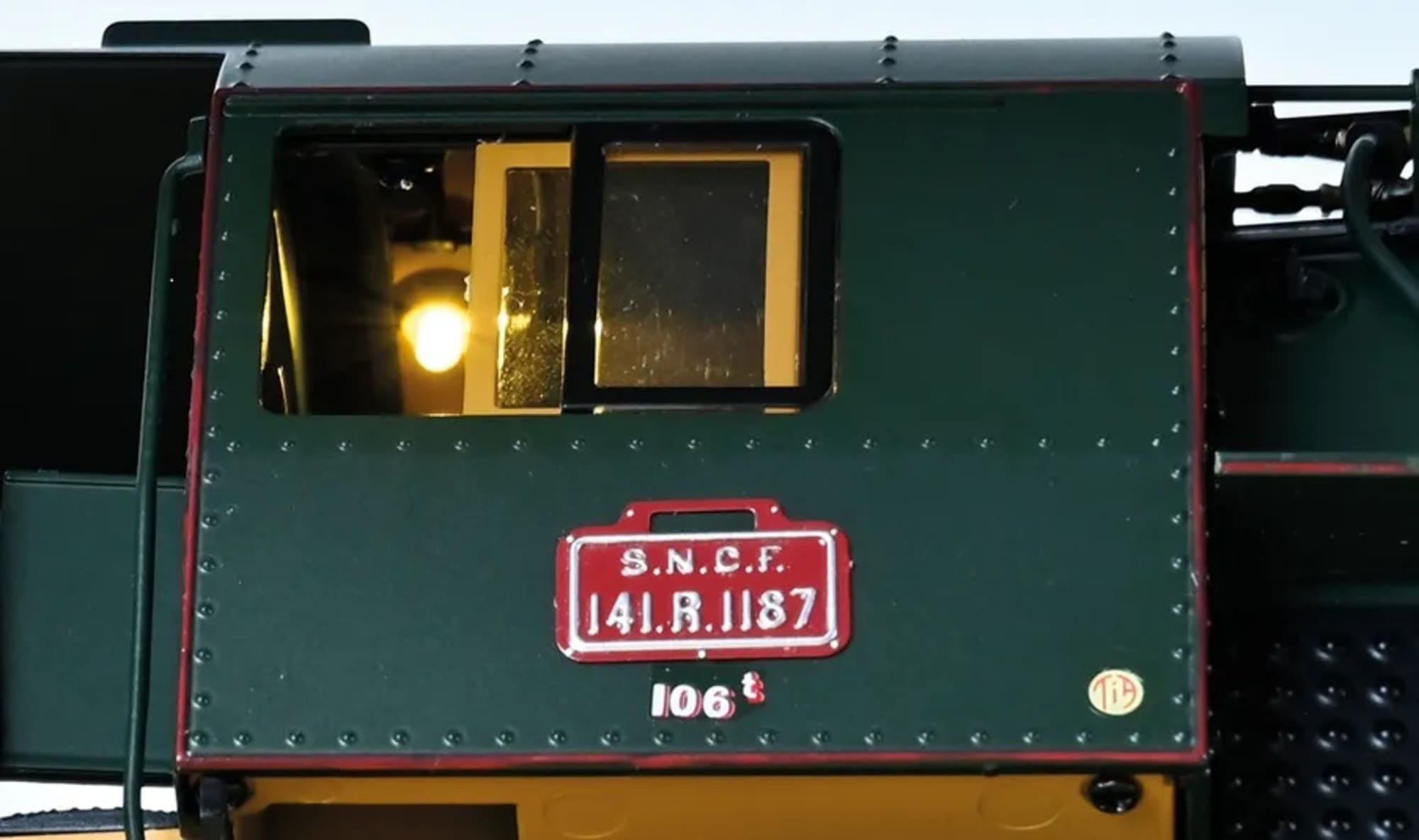 IXO Dampflok 141 R Mikado 1_32 mit Tender Modellbausatz