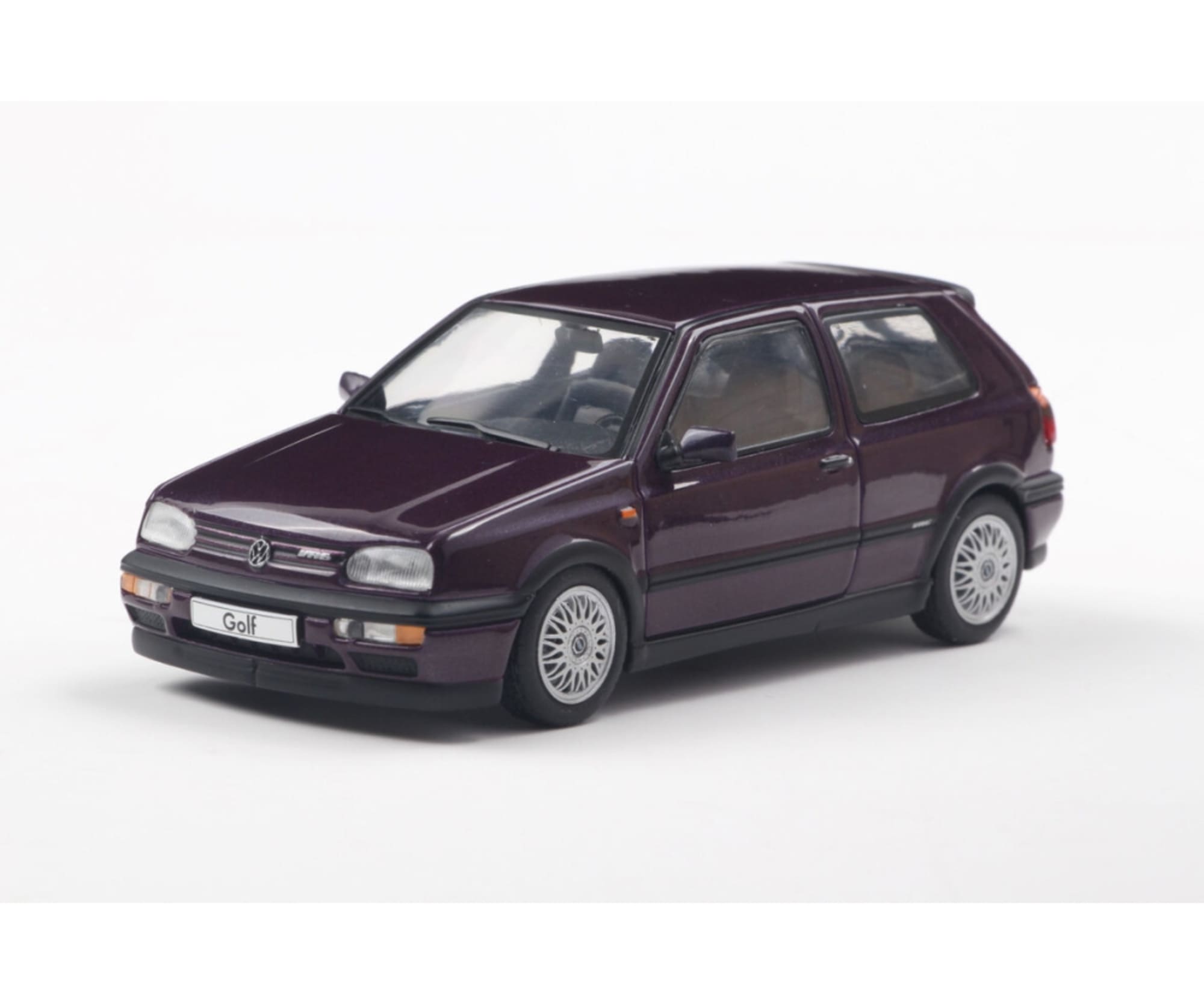 Solido 1_43 VW Golf MKIII VR6 1994 lila - RC-Zubehoer