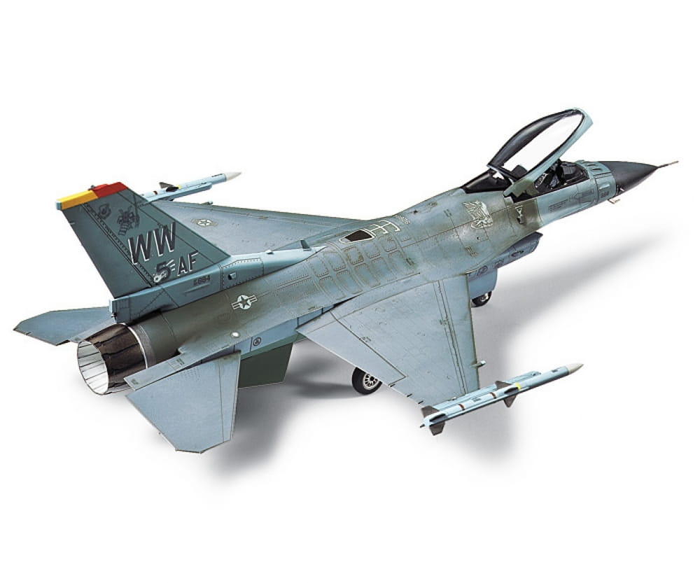 Tamiya 1:72 US F-16CJ Fighting Falcon