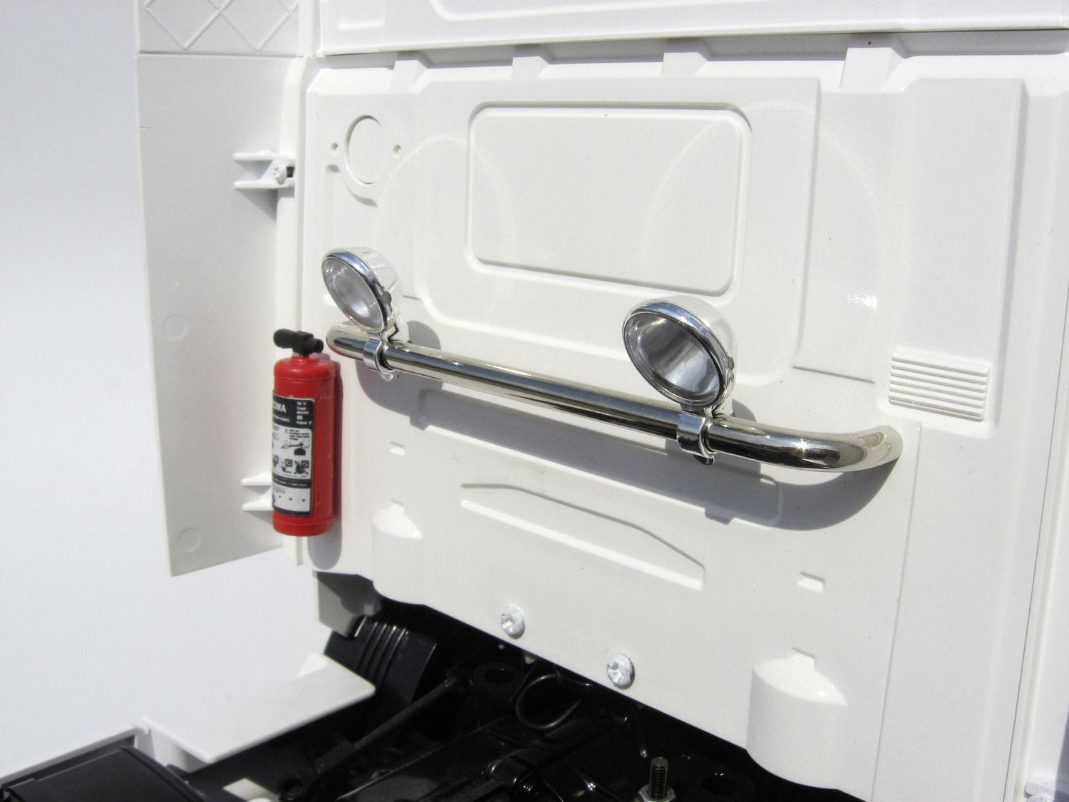 Carson 1:14 Stoßstangen-Lampenbügel MAN TGX Carson 1:14 Stoßstangen-Lampenbügel MAN TGX