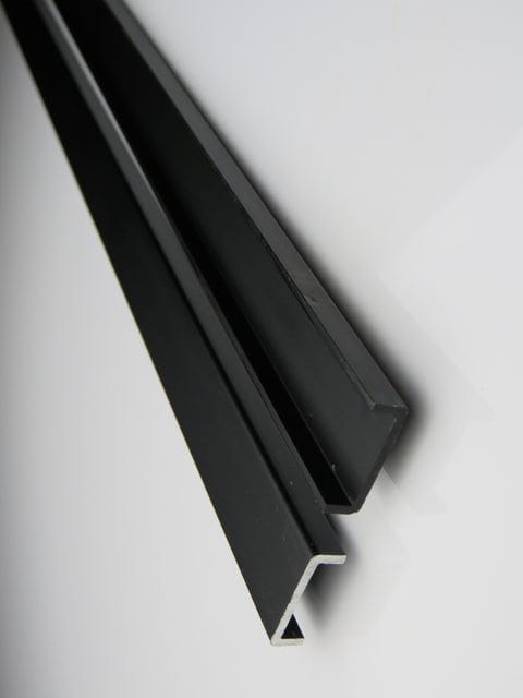Lesu 1:16 Rahmen Alu schwarz 650mm ungebohrt 2Stück