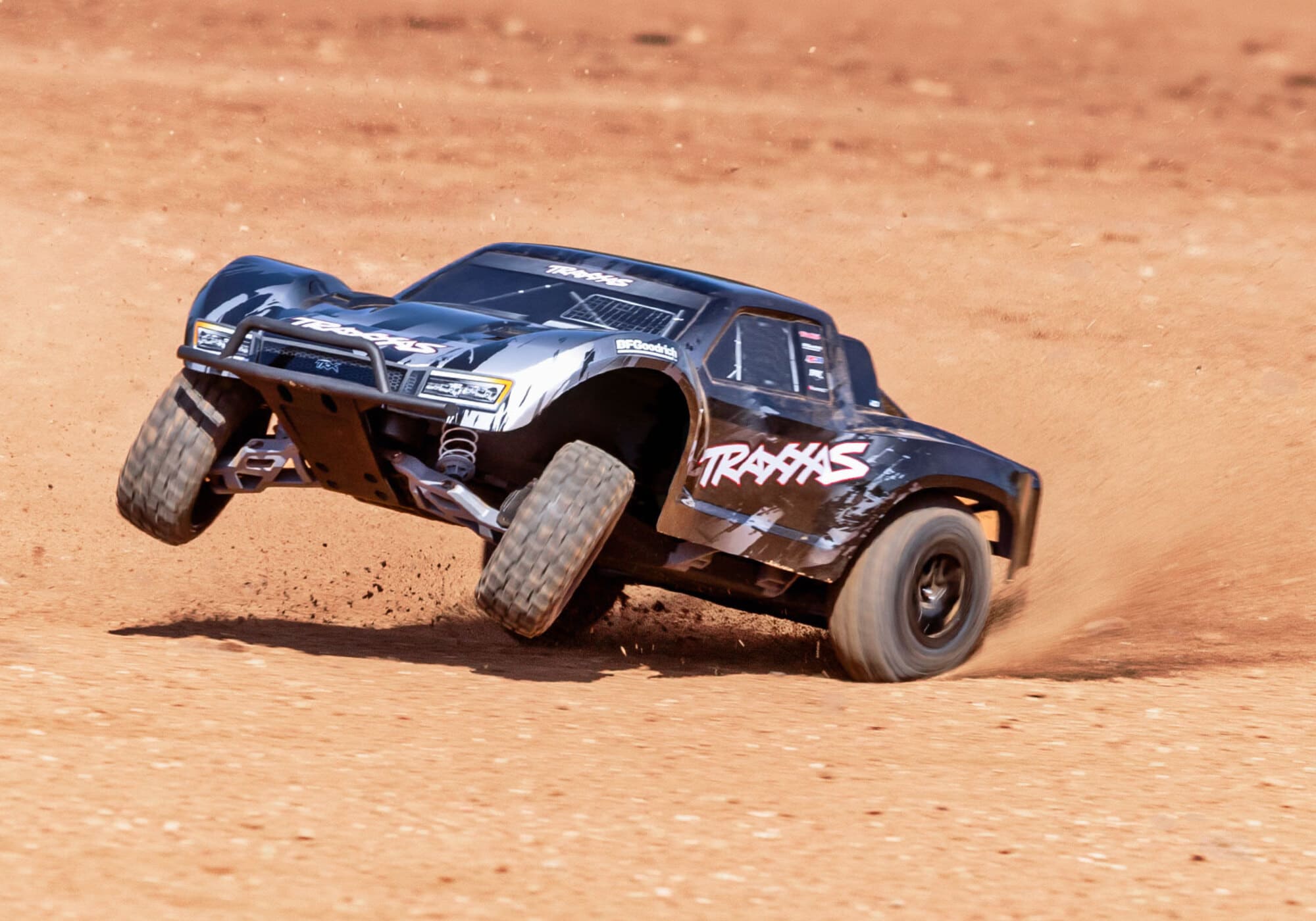 Traxxas Slash 2WD VX3 Brushless RTR Short Course Truck Schwarz