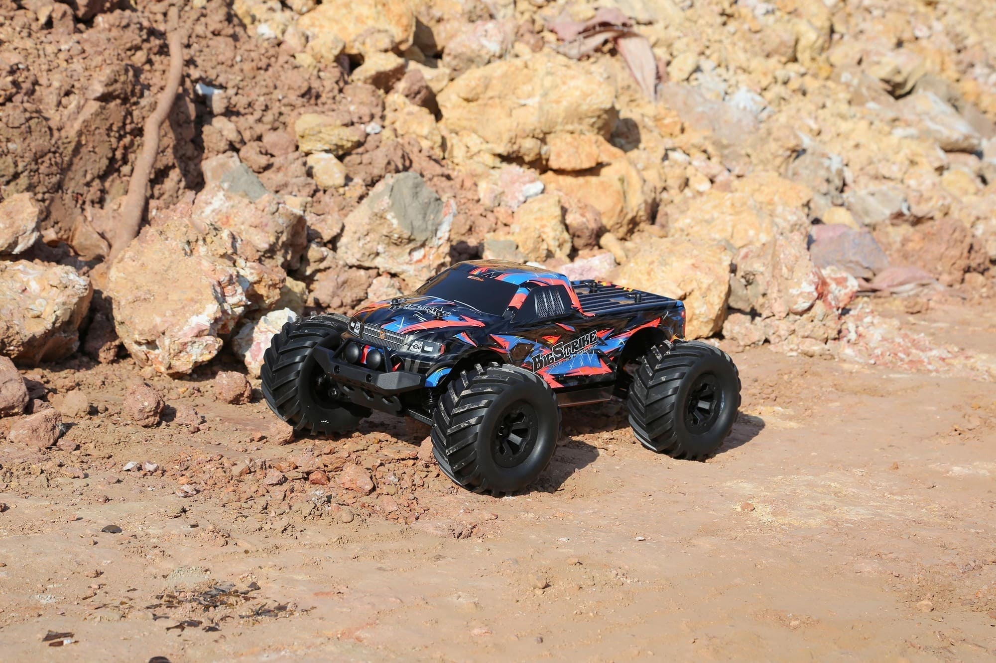 DF Models BigStrike RC Monstertruck 1_10 RTR mit Akku